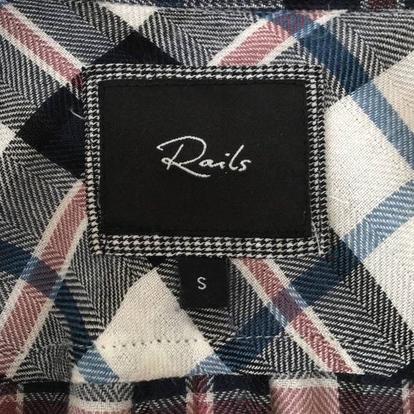 Rails Plaid Flannel Button Down Shirt - Picture 5 of 8